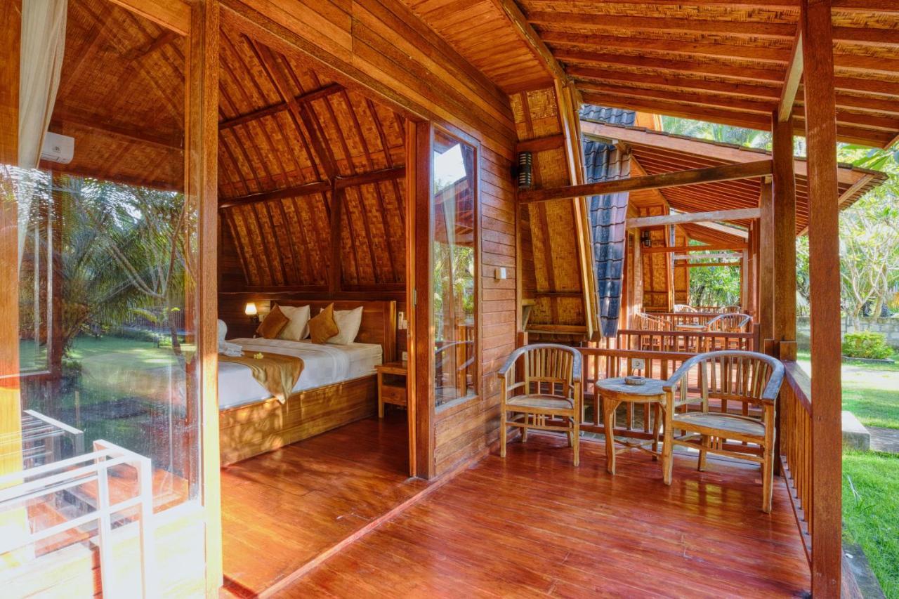 Puri Yalus Bungalow Toyapakeh Εξωτερικό φωτογραφία
