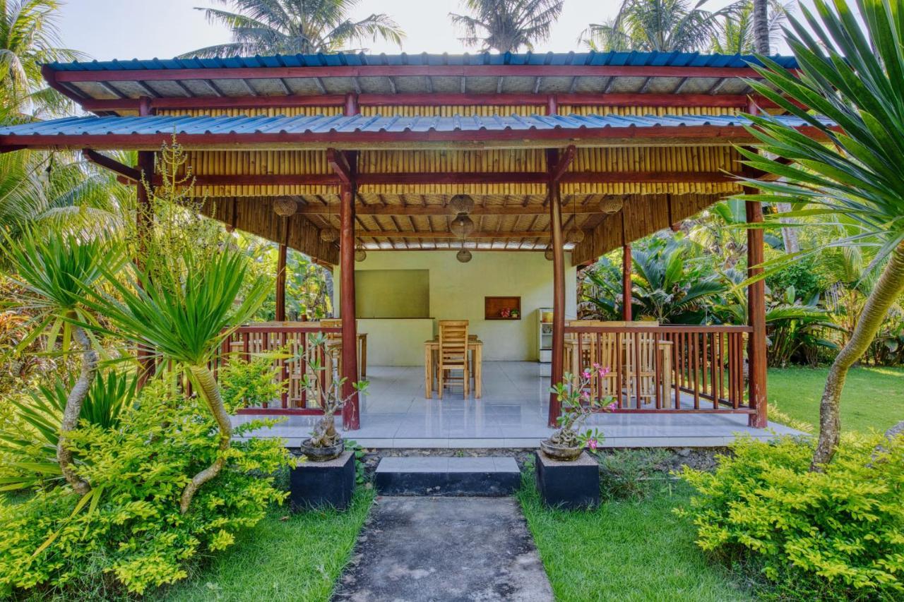 Puri Yalus Bungalow Toyapakeh Εξωτερικό φωτογραφία