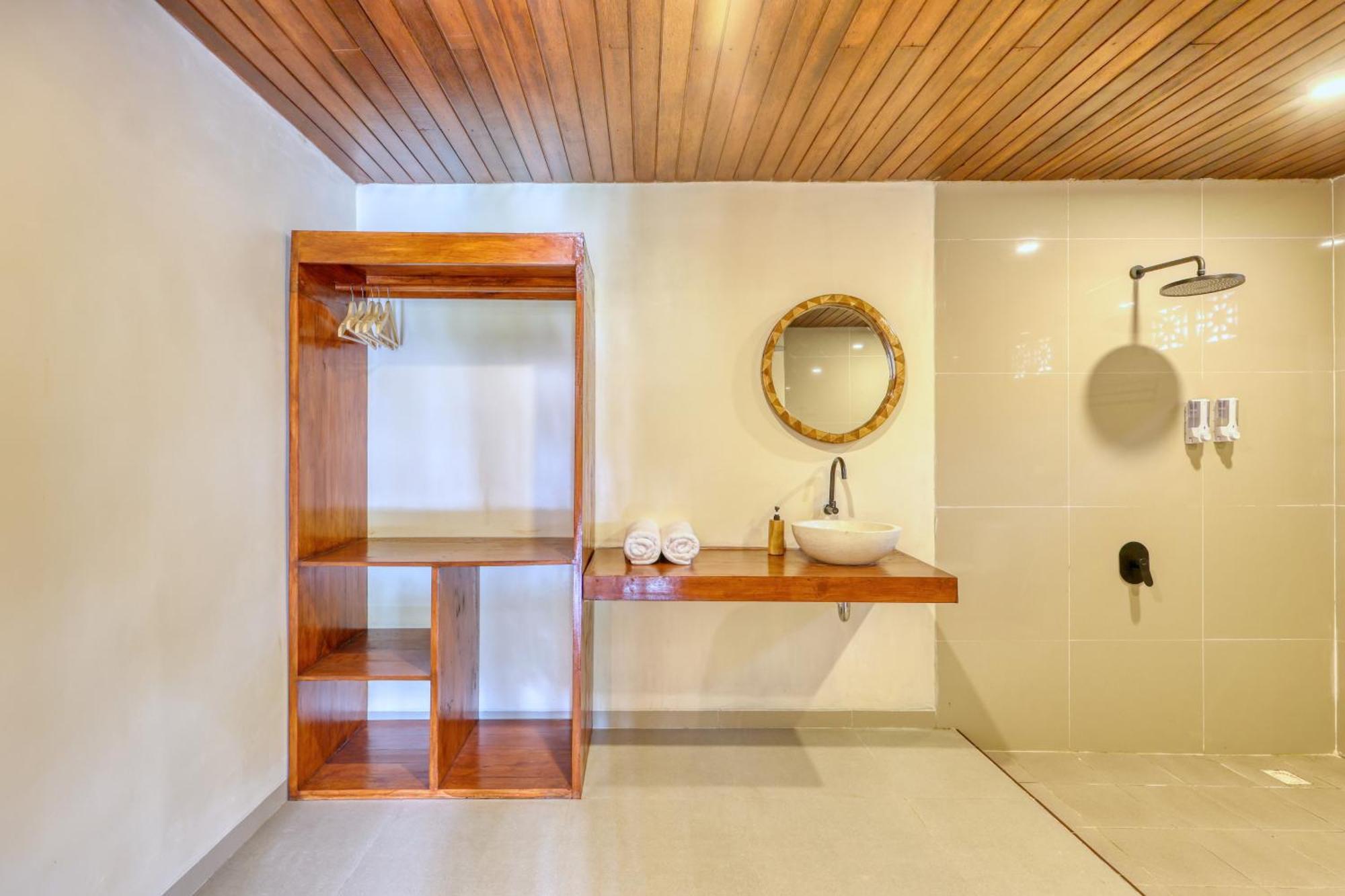 Puri Yalus Bungalow Toyapakeh Δωμάτιο φωτογραφία