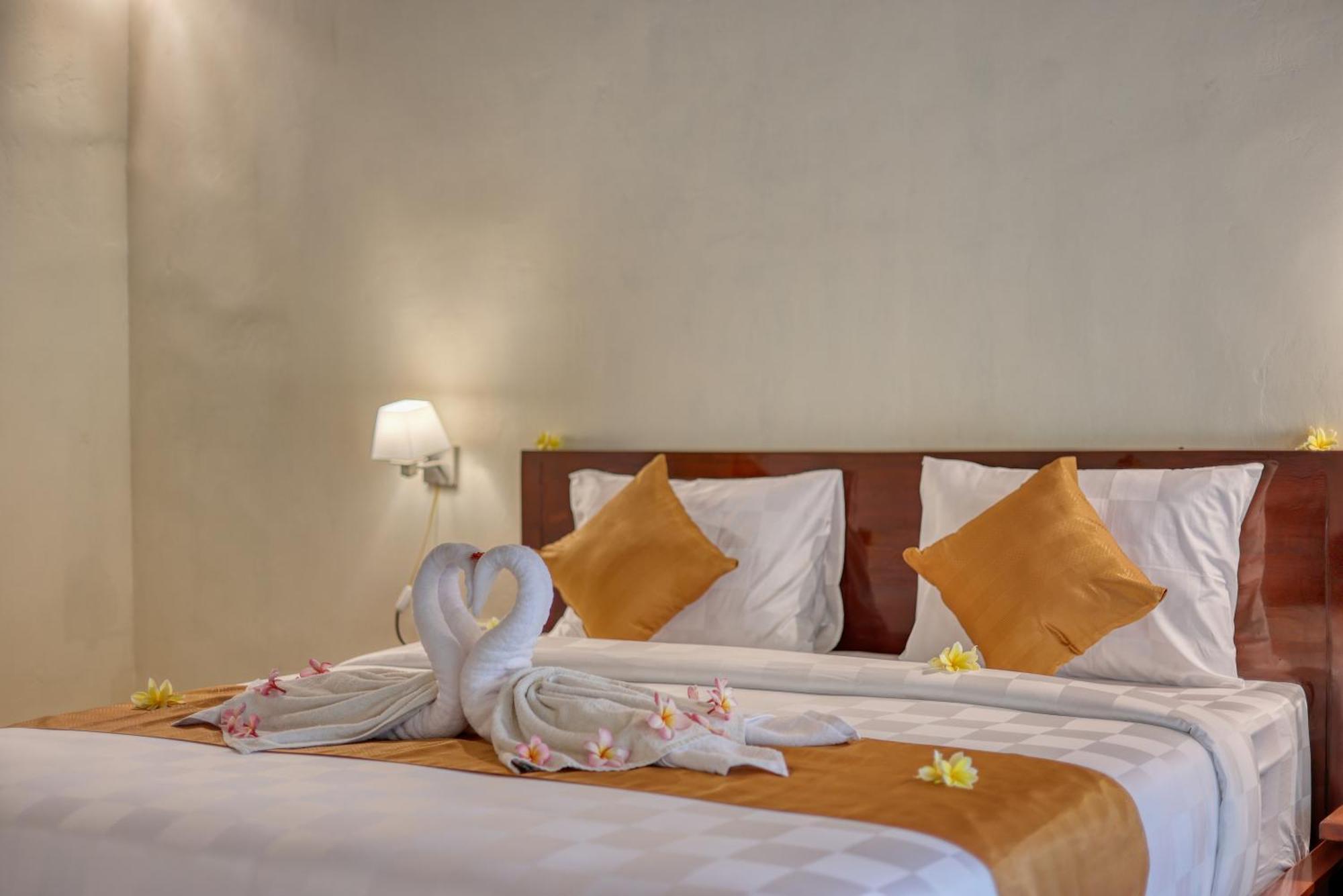 Puri Yalus Bungalow Toyapakeh Δωμάτιο φωτογραφία
